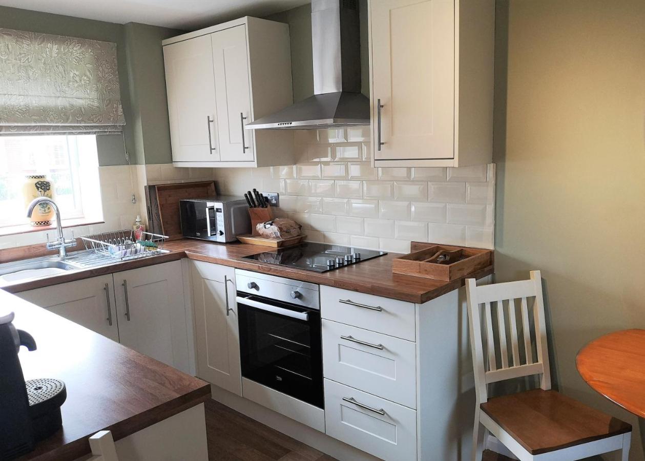 The Saddlery Holiday Cottage - Near Wolds And Coast North Thoresby Exterior photo